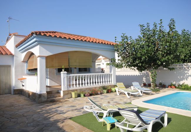 House in Riumar - Nati House in Riumar - Nati