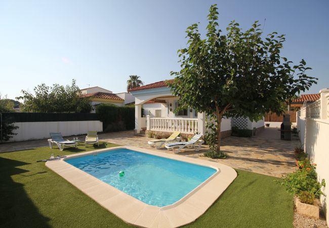 House in Riumar - Nati House in Riumar - Nati