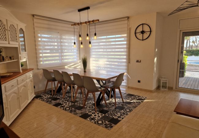 Casa en Riumar - Primavera Casa en Riumar - Primavera