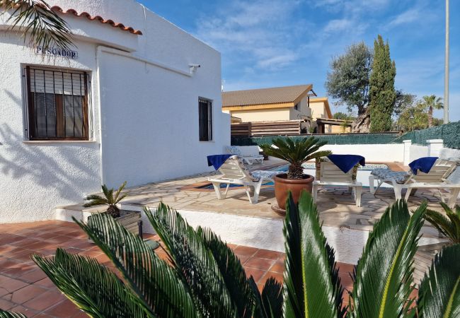 Maison à Riumar - Pescador (4PAX) Maison à Riumar - Pescador (4PAX)