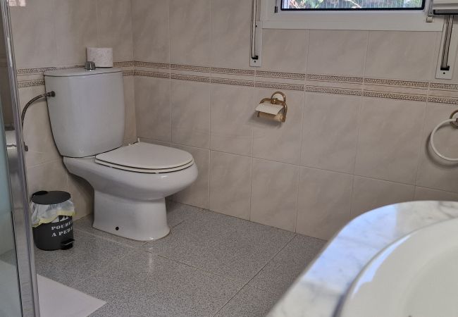 Maison à Riumar - Four Seasons (8PAX) Maison à Riumar - Four Seasons (8PAX)