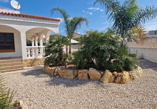 Ferienhaus in Riumar - Marianna Ferienhaus in Riumar - Marianna