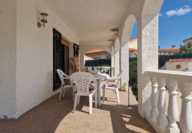 Ferienhaus in Riumar - Marianna Ferienhaus in Riumar - Marianna