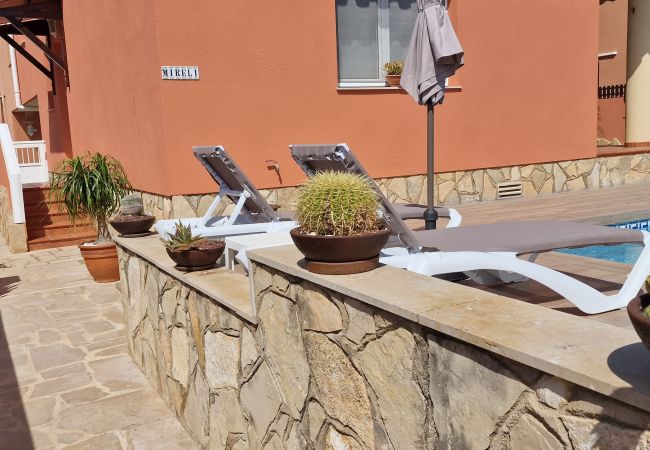 Ferienhaus in Riumar - Mireli Ferienhaus in Riumar - Mireli