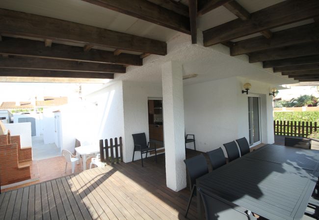 Ferienhaus in Riumar - Primavera Ferienhaus in Riumar - Primavera