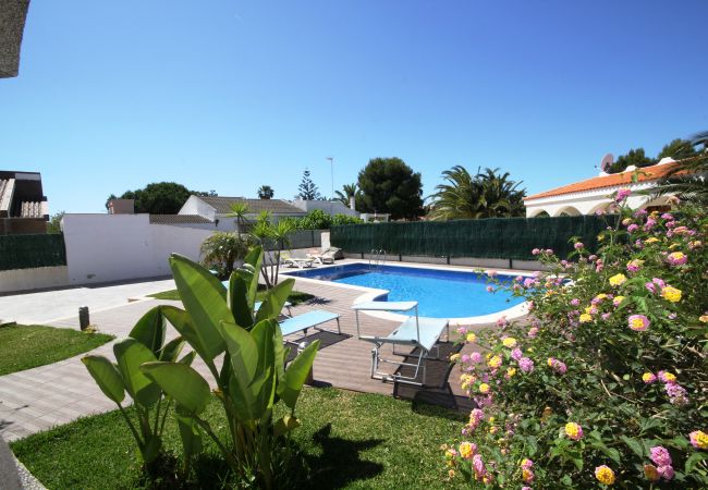 Ferienhaus in Riumar - Four Seasons (8PAX) Ferienhaus in Riumar - Four Seasons (8PAX)