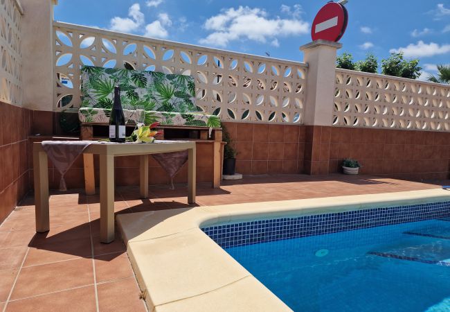Ferienhaus in Riumar - Trini Ferienhaus in Riumar - Trini