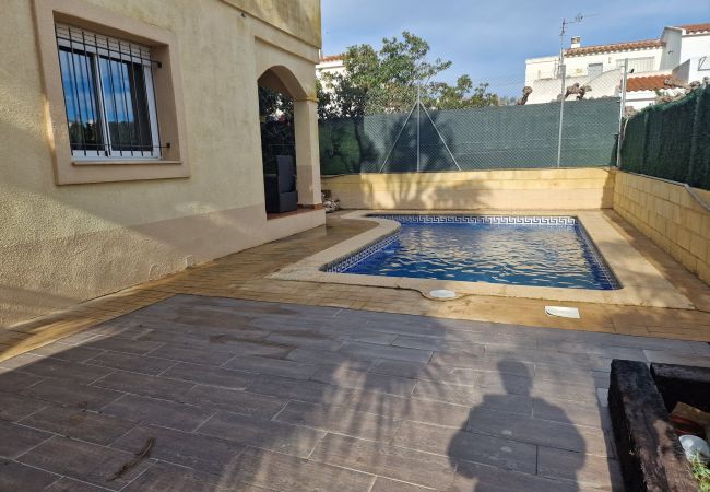 Ferienhaus in Riumar - Oceanides Ferienhaus in Riumar - Oceanides