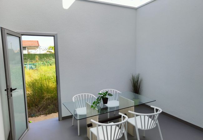 Ferienhaus in Sant Jaume d'Enveja - Catala